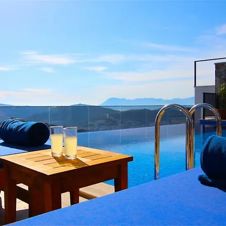 Blue Star * Kalkan